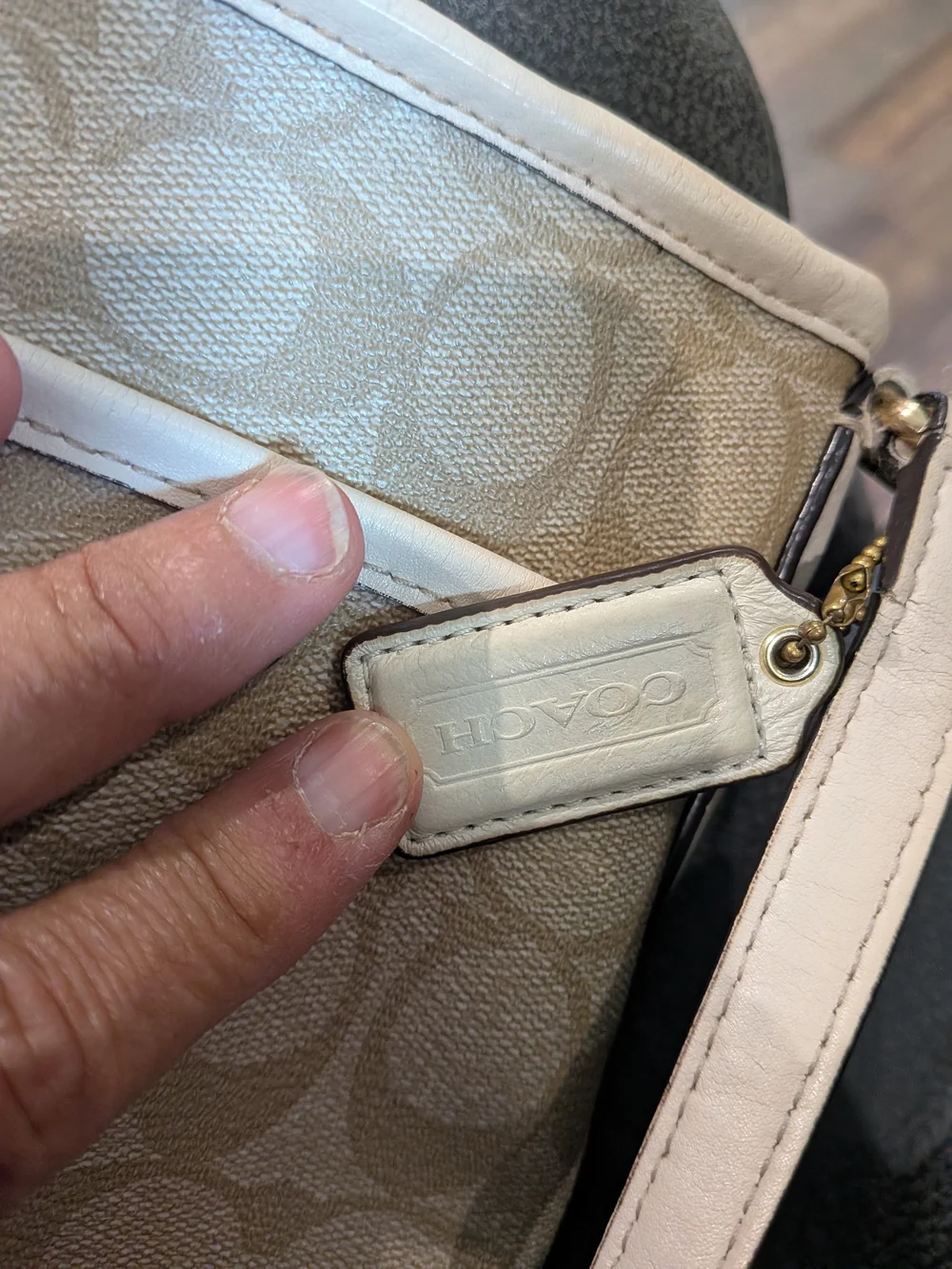 Coach Signature Canvas Crossbody Bag in Khaki/Chalk